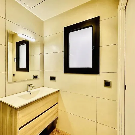 Nineta - Costabravasi Sant Feliu de Guixols